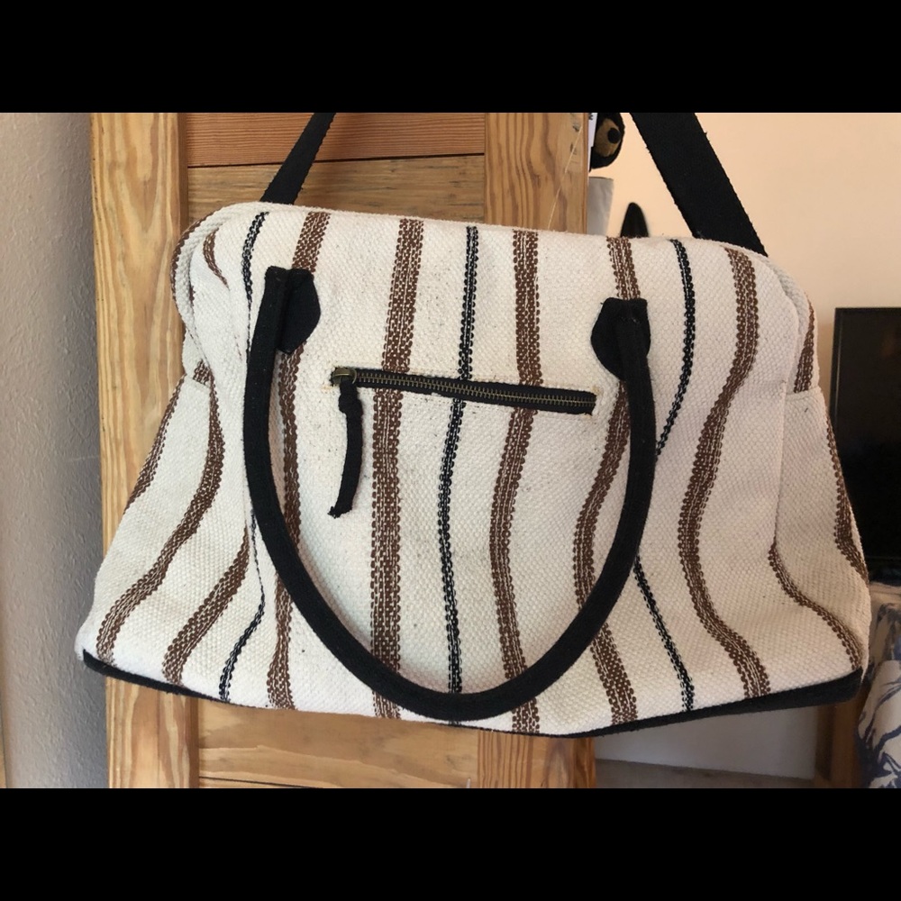 Universal thread over night bag